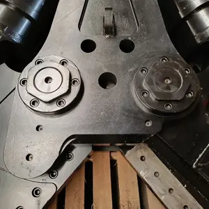 Geser hidrolik silinder ganda potongan logam cocok untuk ekskavator mini dapat menyadari pekerjaan pembongkaran yang efisien