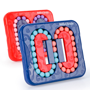 Cubo Rotante Magico con Perline, Mini Giocattolo Antistress in Plastica per Bambini e Adulti, Puzzle Educativo - Product Image 1