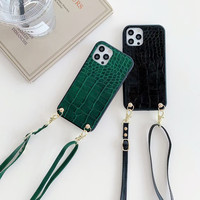 Coque de téléphone à chaîne de luxe pour iphone 12 14 Pro Max 7 8 Plus 11 X XS XR SE MiNi 13 lanière de cou cordon housse Crocodile