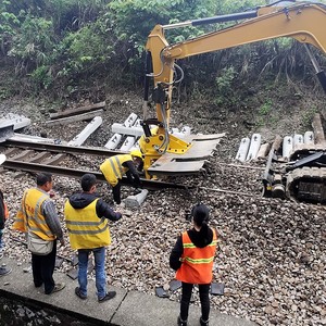 Excavatrice de construction d'autoroute pour l'entretien des voies ferrées Sleeper Grab Grapple Ballast <span class=keywords><strong>Undercutter</strong></span> Vente à durée limitée - Product Image 3