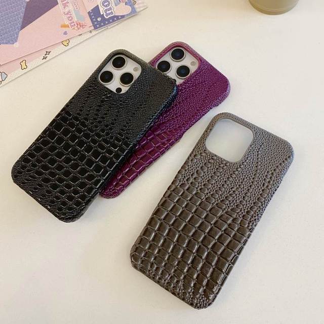 Luxury PU Leather Shockproof Business Design Phone Case for 17/16E/15/13/12 Pro/11/XR/MAX/8/7/14 Plus for Pattern