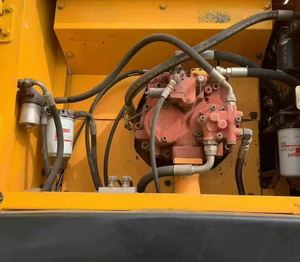 Second Hand Volvo 210w-7 Wheeled Excavator 21 Ton Diesel <b>Engine</b> with Gear Components 2023 <b>Model</b> - Product Image 4