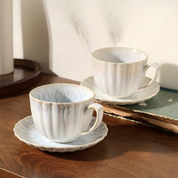Ensemble tasse et soucoupe en céramique haut de gamme, design personnalisé, avec glaçure cuite au four, style nordique, idéal pour le thé de l'après-midi