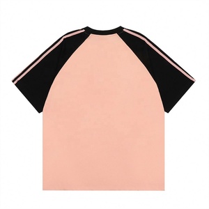T-shirt unisexe en coton 100% vintage, coupe ample, col rond, manches raglan, impression numérique, lettres, blocs de couleur - Product Image 6