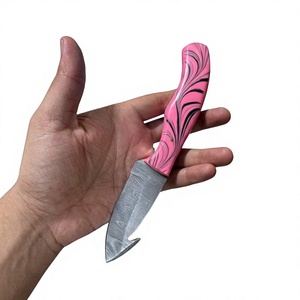 Cuchillo de hoja fija Drop Point de acero de Damasco con mango rosa para camping, supervivencia, caza, actividades al aire libre y bricolaje. - Product Image 4