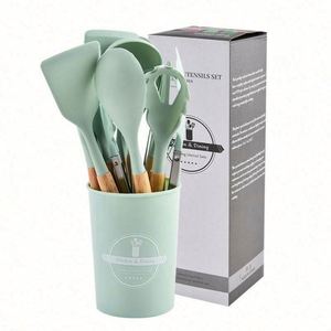 Raybin - Juego de 12 utensilios de cocina al por mayor con soporte, espátulas de silicona antiadherentes y utensilios de repostería con mango de madera - Product Image 1