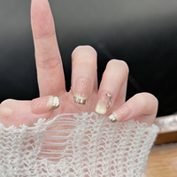 Produits pour les ongles, faux ongles, nail art, faux ongles faits à la main, produits faits à la main, ongles pour filles