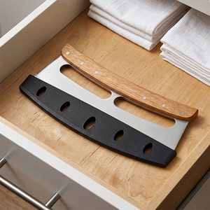 ที่ตัดพิซซ่าใบมีดสแตนเลส ด้ามไม้คู่ ขนาดใหญ่ พร้อมฝาครอบพลาสติก - Product Image 5