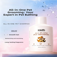 Shampooing tout-en-un pour chiens et chats à base d'extraits végétaux naturels, nettoyage efficace, désodorisant, anti-démangeaisons et adoucissant pour le pelage
