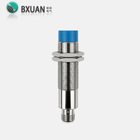 Sensor Proximitas Induktif PNP NO+NC Jarak Deteksi 8mm Terlindungi IP67 Kuningan Berlapis Nikel Pemasangan Rata 10-30V