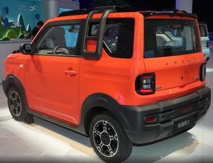 GEELY Panda mini 120km Juegos asiáticos Rango de crucero Vehículos de nueva energía Mini coche eléctrico usado para adultos Geely Panda precio compacto - Product Image 3