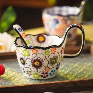 Taza de cerámica M pintada <span class=keywords><strong>a</strong></span> mano con mango de flor taza de café con cuchara pequeñ<span class=keywords><strong>a</strong></span> oficina hogar desayuno taza de leche regalo de vacaciones <span class=keywords><strong>para</strong></span> <span class=keywords><strong>parejas</strong></span> - Product Image 3