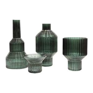 Jarrón de cristal con diseño vertical de estilo europeo con barriga grande - Product Image 6