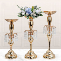 Vase en fer de luxe de haute qualité pour centre de table de mariage, idéal pour la décoration florale des tables principales d'hôtels et de restaurants - Vente directe en gros