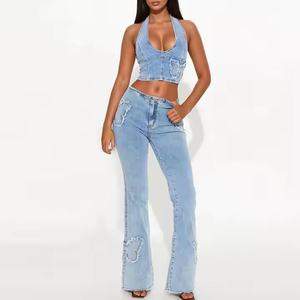 Nouvelle Collection : Ensemble Jean Femme Sexy – Top Court Décolleté en V Profond et Jean Évasé Taille Haute Effet Délavé - Product Image 1