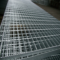 Grille de passage en acier au carbone de haute qualité, plancher en acier galvanisé à chaud, plaque de grille en acier