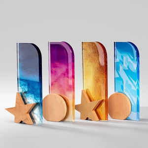 Trofeo de Cristal Iridiscente Impreso a Color Grabable Elegante y Más Vendido de 2025 con Madera Maciza para Galas Anuales de Compañías de Seguros - Product Image 3