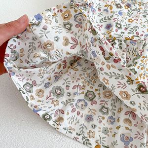 2023 여름 아기 여자아이 옷 신생아 꽃무늬 셔츠 버블 반바지 세트 유아 여자아이 2피스 의류 세트 - Product Image 6