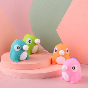 Giocattolo Antistress Dinosauro <span class=keywords><strong>che</strong></span> Soffia Bolle - Giocattolo Squeaky Squishy Adorabile per Bambini - Giocattolo per Alleviare lo Stress e Rilassarsi - Product Image 2