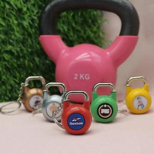 Kettlebell Bege 16 kg 12 livres, porte-clés personnalisé DIY, modèle F45, en métal triangulaire pour la gym - Product Image 2