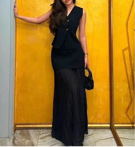 ชุดเซ็ตกระโปรงยาวทรงพลีทถักนิตติ้งแขนกุดติดกระดุมสำหรับฤดูใบไม้ผลิและฤดูร้อน แฟชั่นสำหรับผู้หญิง - Product Image 2