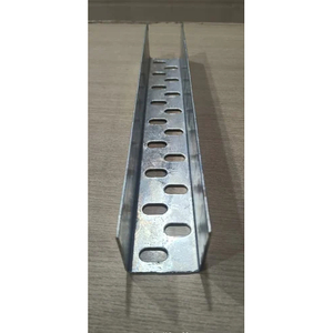 Bandeja para Cables Galvanizada con Base Perforada, Construcción de Acero Duradero, Acabado Resistente a la Corrosión para Cables Industriales - Product Image 1