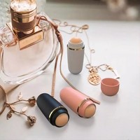 Outils de maquillage Maquillage Visage Matériau en pierre volcanique réglage d'absorption d'huile Boule portable Boule d'absorption d'huile