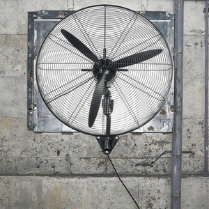 Ventilateur industriel mural haute puissance 160W en métal, forte vitesse d'air frais 1430 tr/min, commande mécanique, usage commercial, haute performance - Product Image 6