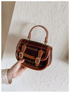 Neue Vintage Runde Handtaschen Vintage Pelz Designer Clutch Berühmte Marken Mode Kleidungsstil für Kleine Mädchen Kinder Umhängetaschen - Product Image 1