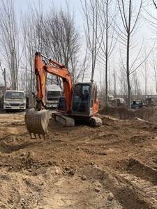 Excavadora de orugas Hitachi ZX70 usada de alto rendimiento, excavadora de 7 toneladas de segunda mano, buena maquinaria de construcción a la venta - Product Image 2