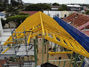 Vigas de <span class=keywords><strong>Madera</strong></span> <span class=keywords><strong>Laminada</strong></span> <span class=keywords><strong>Encolada</strong></span> de Diseño Moderno AS/NZS 4357 H2S F17, Contrachapados de Construcción Estándar E0 para Vigas de Techo de <span class=keywords><strong>Madera</strong></span> - Product Image 5