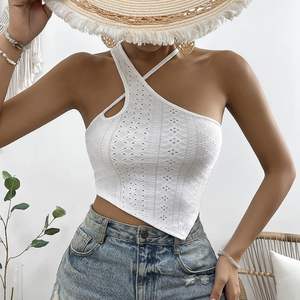 บอดี้สูทเปิดไหล่ข้างเดียวสีขาวทรงสลิมฟิตเสื้อครอปแขนกุดคอไม่สมมาตรเซ็กซี่สำหรับผู้หญิง - Product Image 6