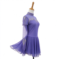Robe de patinage artistique pour enfants et adultes, violet clair, col montant, manches longues en maille, dos en V orné de strass, pour compétition et spectacle
