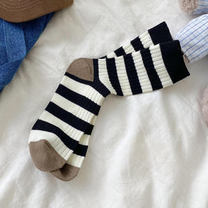 Korean Style Striped Sports <b>Socks</b> – Autumn Winter New Release Versatile Mid-Calf Color-Block Crew Knitted for Spring Summer - Product Image 4
