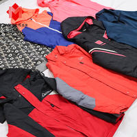 Balles de vêtements de seconde main Vêtements d'occasion mixtes Vêtements de marque d'occasion Vestes de marque pour hommes Veste de marque chinoise pour femmes