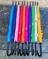 Parasols de rue colorés, utilisés pour les décorations suspendues, accessoires de fête économiques pour adultes, équipés de poignées en plastique