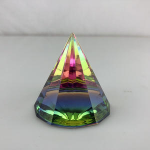 Kristal Kubbe ile Gökkuşağı Faceted Koni Piramit Paperweight MH-F0294 - Product Image 2