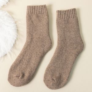 Calcetines de Lana de Rizo Gruesos y Cómodos de Alta Calidad al por Mayor <span class=keywords><strong>para</strong></span> Protección contra <span class=keywords><strong>el</strong></span> Frío del Invierno - Product Image 1