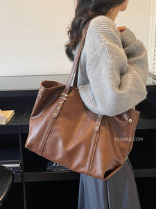 Sac Rétro Grande Capacité 2026 Nouveau Style Sac à Bandoulière Tendance pour Femme Idéal pour les Sorties, le Travail et les Trajets Quotidien – Sac Fourre-Tout - Product Image 3
