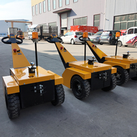 Tireur électrique industriel à batterie haute performance pour les opérations de remorquage en port, entrepôt et zone logistique