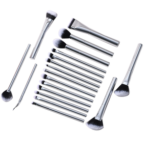 Ensemble de pinceaux de maquillage de qualité professionnelle, 19 pièces, en aluminium argenté de luxe, personnalisable par l'usine OEM, pour le maquillage du visage. - Product Image 5