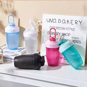 Nouvelle Gourde de Sport et Fitness 500ml avec Compartiment Protéiné, Bouteille d'Eau Écologique en PC avec Capuchon à Paille, Idéale pour la Rentrée Scolaire, Unisexe - Product Image 1