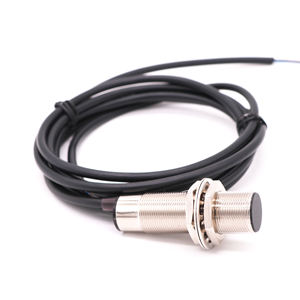 M18ที่อยู่อาศัยโลหะเซ็นเซอร์ตาแมวเอาท์พุทแรงดันไฟฟ้าอนาล็อก Outputl ระยะตรวจจับ10ซม. 30VDC <span class=keywords><strong>3</strong></span>สายสะท้อนกระจาย - Product Image 2