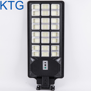 Réverbère <span class=keywords><strong>solaire</strong></span> 1000w lampadaires solaires 5000w extra large à énergie <span class=keywords><strong>solaire</strong></span> clair <span class=keywords><strong>de</strong></span> lune dernière conception détecteur <span class=keywords><strong>de</strong></span> <span class=keywords><strong>mouvement</strong></span> lumière <span class=keywords><strong>solaire</strong></span> - Product Image 1