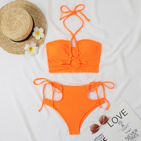 Ensemble bikini côtelé 2 pièces pour femme, haut dos croisé et bas échancré ajouré