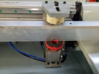 Mesa Rotatoria Glasino, Máquina de Fresado y Perforación CNC de Perfil de Aluminio para Mecanizado de Puertas y Ventanas, Alta Precisión, Estable y Duradera