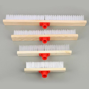Cepillo de madera con mango largo y cerdas rígidas de alambre de acero para limpieza de pisos, baños, cocinas y exteriores - Product Image 3