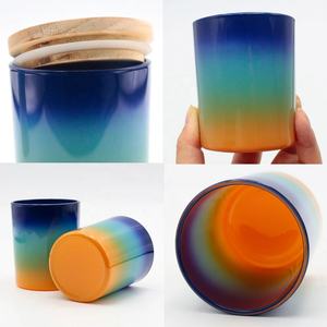 Élégant pot à bougie cylindrique en verre avec accents <span class=keywords><strong>de</strong></span> <span class=keywords><strong>cristal</strong></span> et couvercle résistant à la chaleur, couleurs personnalisables pour la décoration <span class=keywords><strong>de</strong></span> fête <span class=keywords><strong>de</strong></span> Noël - Product Image 3