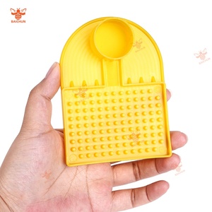 3 cái nghề nuôi ong <span class=keywords><strong>Feeder</strong></span> thiết bị để bán Chất lượng cao nhựa <span class=keywords><strong>Bee</strong></span> <span class=keywords><strong>Feeder</strong></span>, loại điểm tổ Ong <span class=keywords><strong>Bee</strong></span> nước cho ăn công cụ - Product Image 4