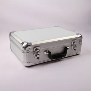 맞춤형 디자인 실버 서류 가방 attache 도구 작은 하드 쉘 케이스 휴대용 알루미늄 상자 케이스 의료 장비